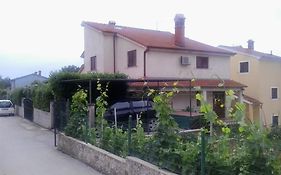 Studio Apartman Edy 3